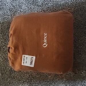 Quince linen full sheet set.